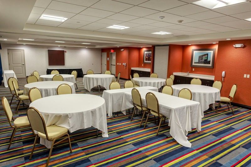 Holiday Inn Express Hotel & Suites Ann Arbor West By Ihg Εξωτερικό φωτογραφία